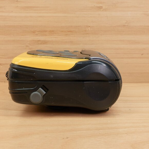 Sony Walkman WM-FS473 Sports / Cassette Player / Mega Bass - Picture 6 of 11